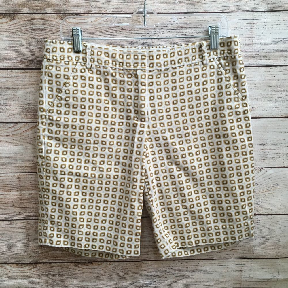 J CREW‎ FACTORY CITY FIT BERMUDA SHORTS IN GEOMETRIC PRINT